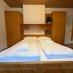Edelweiss Gaestehaus ラッハタール