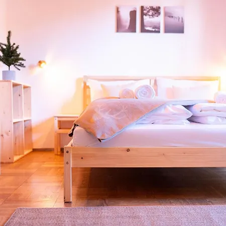 Edelweiss Gaestehaus 3*