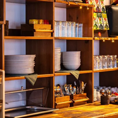 Edelweiss Gaestehaus Pensión 3*