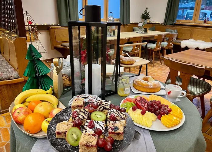 Edelweiss Gaestehaus 3*